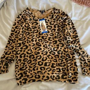 NWT leopard print sweater size large